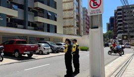 DMTT inicia fase educativa de proibição de estacionamento em vias da Ponta Verde e Jatiúca