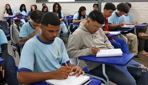 Pé-de-Meia paga 6ª parcela aos nascidos em maio e junho
