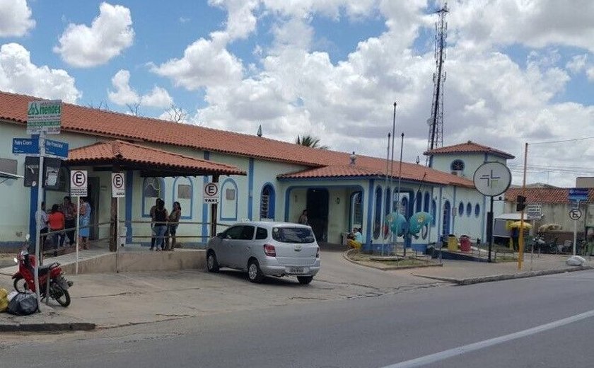 Mulher é detida acusada de raptar bebê em hospital de Arapiraca