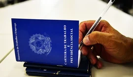 Desemprego recua para 5,6%, a menor taxa desde 2012, mostra IBGE