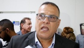Medidas não reduzem salários de servidores, diz secretário