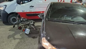 Acidente entre moto e carro de passeio deixa dois feridos em Palmeira dos Índios