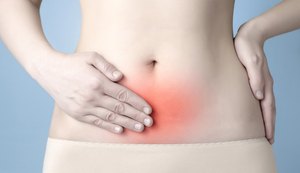 Fortes cólicas menstruais podem indicar endometriose, explica ginecologista