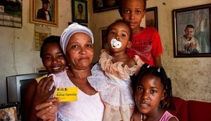 Bolsa Família começa a ser pago nesta quarta com reajuste de 5,6%
