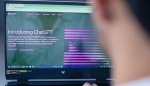 ChatGPT supera humanos em teste de criatividade, revela estudo