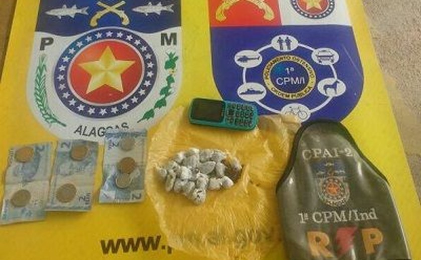 Polícia Militar apreende adolescente com drogas em São Miguel dos Campos