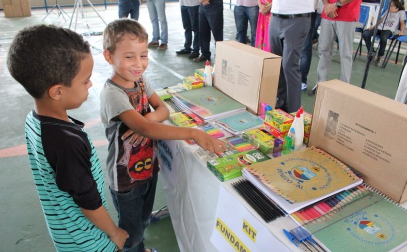 Municípios compram mais de 26 mil kits escolares através do Conisul