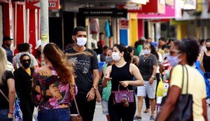 Centro e os shoppings de Maceió funcionam em horário especial neste dia 31