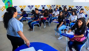 Escola 10: Governo inicia pagamentos do cronograma de dezembro nesta terça (13)