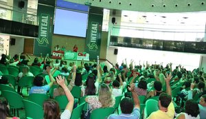 Profissionais da educação do Município e do Estado podem entrar em greve em maio