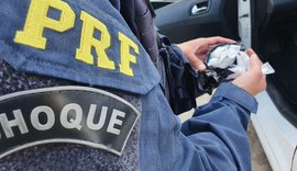 PRF e PM prendem três suspeitos de tráfico de drogas e porte ilegal de armas em Rio Largo