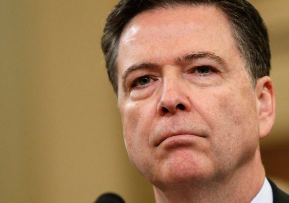 Donald Trump perguntou a ex-diretor do FBI se era alvo de investigação
