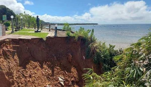 MPF recomenda fechamento de mirante turístico em Japaratinga por risco de desabamento