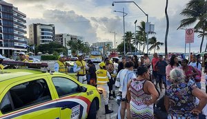 Jovem de 24 anos é baleado com tiro no rosto na orla de Maceió