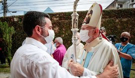 Paulo Dantas participa de missa de Nossa Senhora dos Prazeres