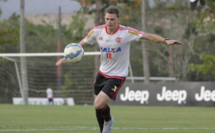Ainda sem titulares, parte do elenco do Flamengo se reapresenta no Ninho do Urubu
