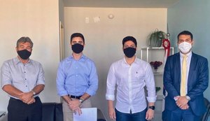 Representantes do Sindecon-AL solicita ao MTE providências para cumprimento do CCT