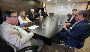TJ/AL e Caixa discutem situação de moradores com imóveis financiados no Pinheiro