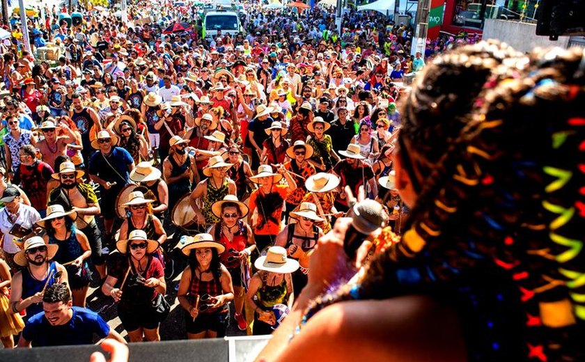 Tudo pronto para o desfile do Pinto da Madrugada
