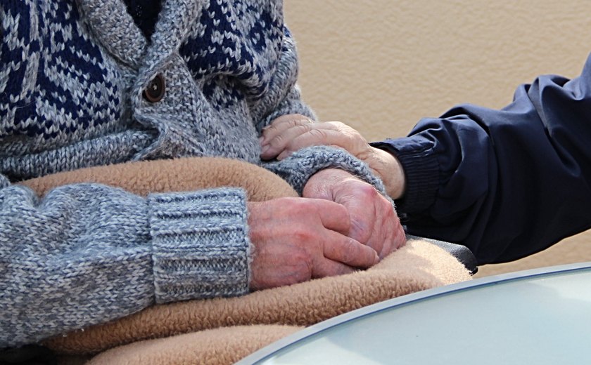 Mês Mundial do Alzheimer: Especialista explica como familiares e cuidadores podem lidar com a doença de forma mais leve