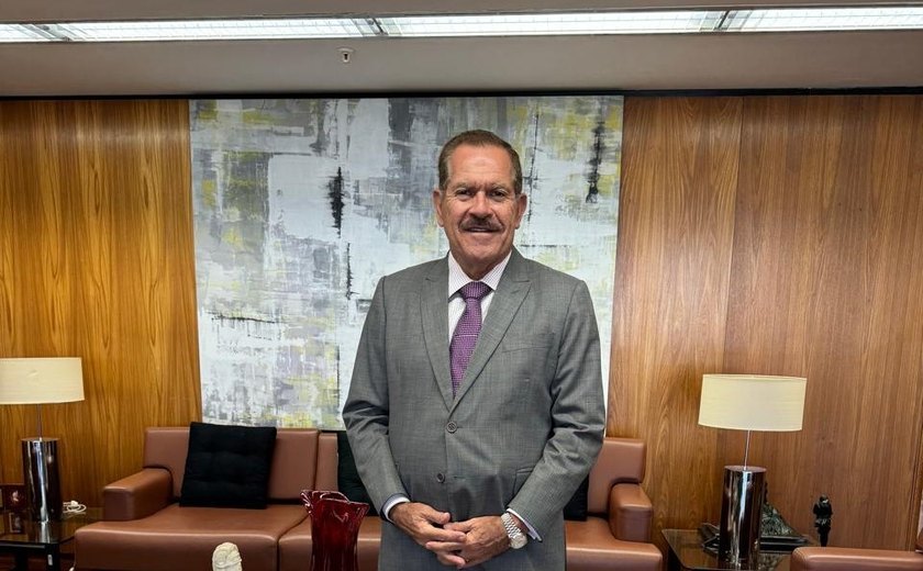 Humberto Martins será homenageado em seminário sobre os 36 anos da Constituição no IASP