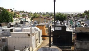 Após um ano, Cemitério Santo Antônio reabre para visitas