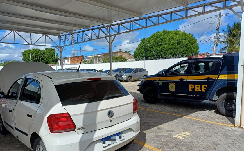PRF/AL retira de circulação fuzil que estava sendo levado de Maceió para Arapiraca