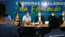 Após 20 anos, Servidores da educação recebem reajuste do plano de cargos e salários