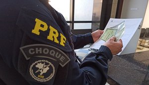PRF prende homem que estava foragido e em posse de documentação falsa