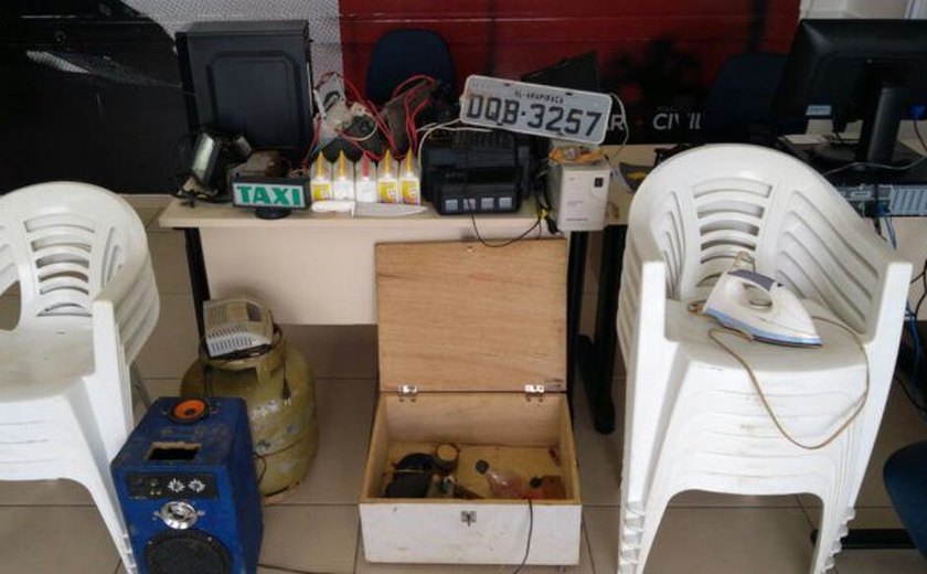 Suspeitos de furtar objetos de escola no Agreste são detidos