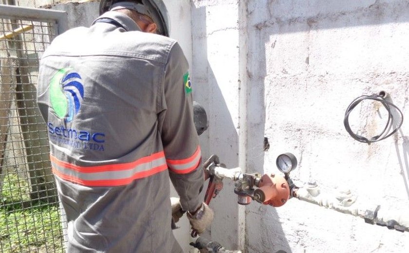 Arsal inspeciona manutenção em estação de gás de indústria