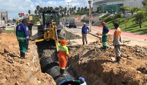 Rede de drenagem construída por shopping afunda