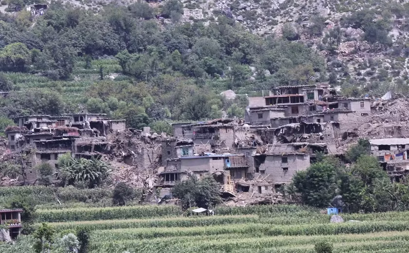 Terremoto no Afeganistão de magnitude 6,0 deixa mais de 800 mortos