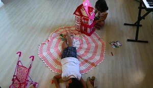 Cartilha ajuda a identificar atrasos no desenvolvimento infantil