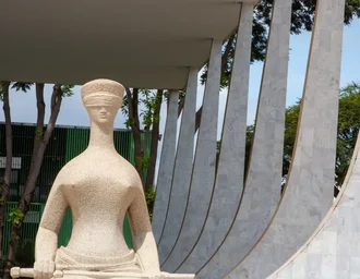 STF julgará se homem em união homoafetiva pode ter licença-maternidade