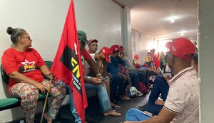 Movimentos ocupam Incra e exigem exoneração de superintendente