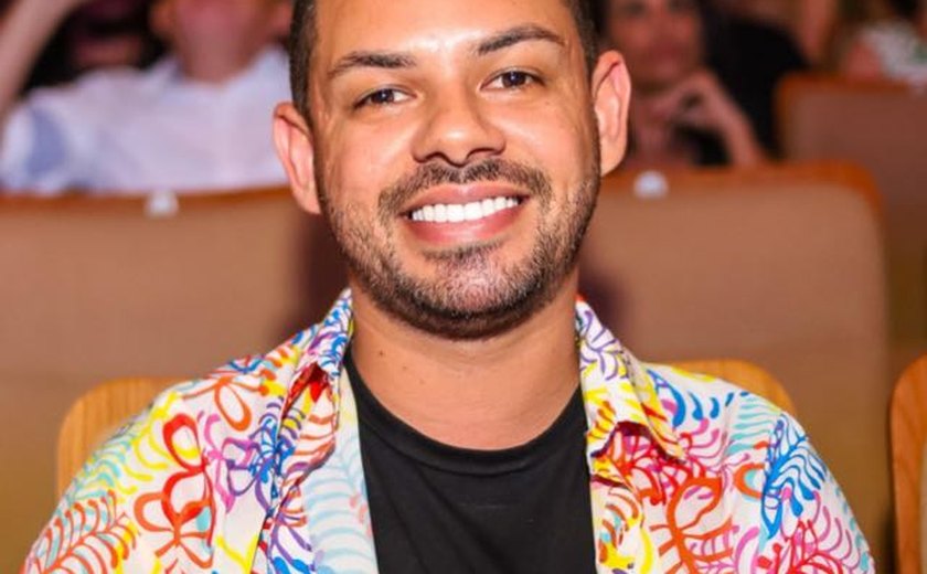 Secretário cobra estudos sobre areia de Piaçabuçu