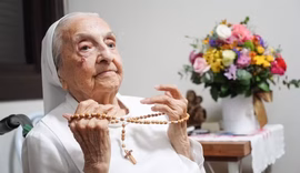 Pessoa mais velha do mundo morre aos 116 anos no RS