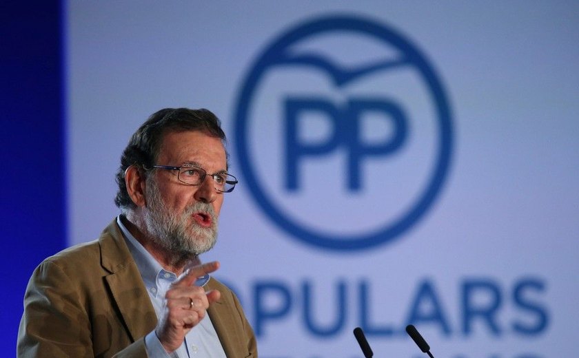 Primeiro-ministro espanhol descarta eleições nacionais após vitória de independentistas