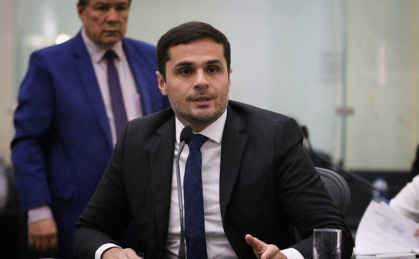 Projeto de lei de Alexandre Ayres cria Política Pública de Prevenção à doença do pé diabético