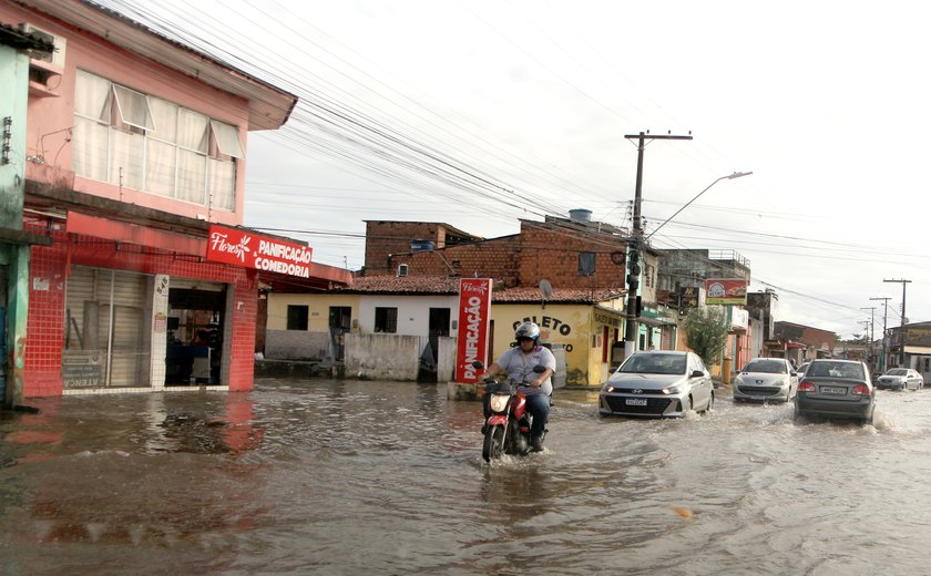 Enchentes: Defensoria aciona 32 prefeituras
