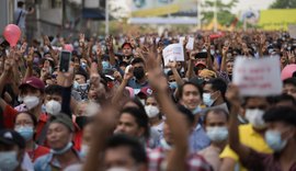 Em Myanmar, manifestantes rejeitam reivindicação do Exército sobre apoio