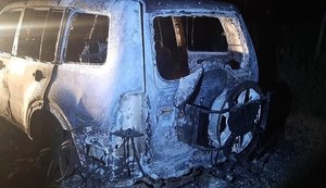 Carro de empresário de Major Izidoro é achado em cidade de Sergipe sem o paredão de som