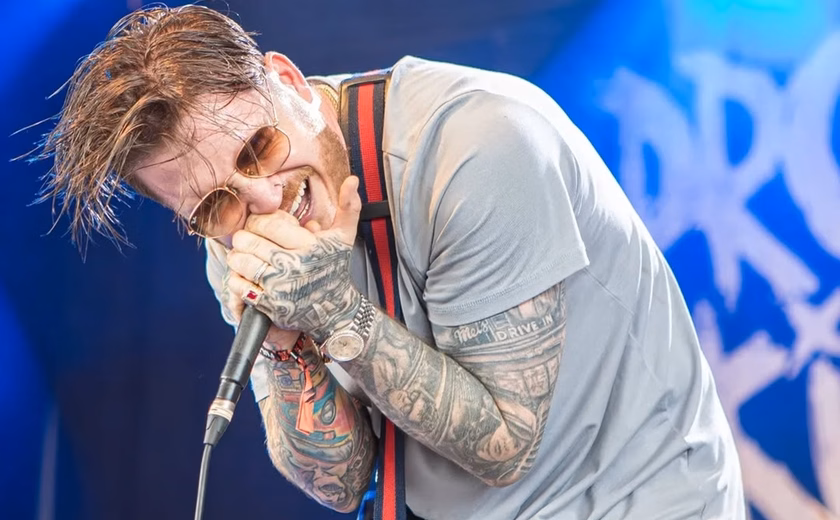 Morre Adam Ramey, vocalista do Dropout Kings, aos 32 anos
