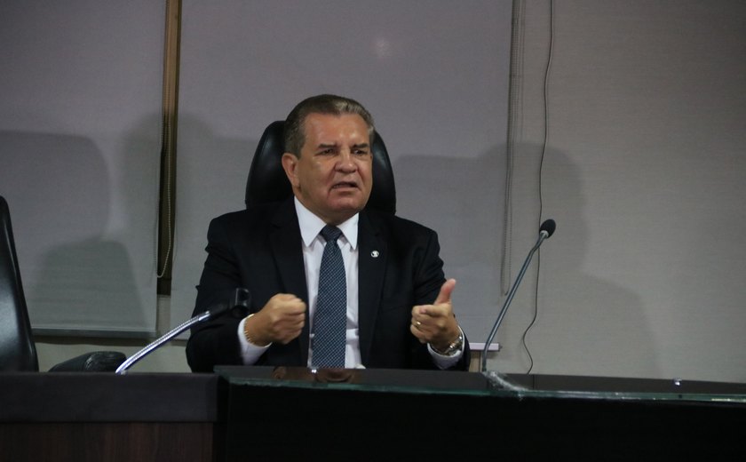 Washington Luiz toma posse no TRE/AL