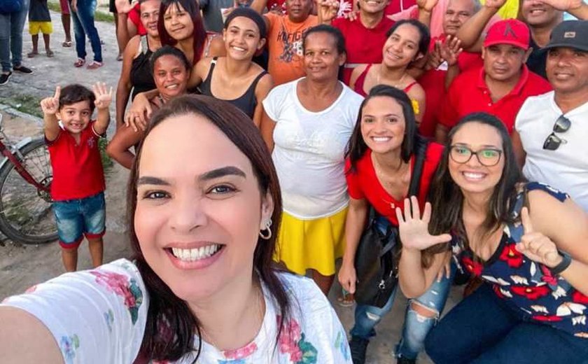 Ex-prefeita é condenada a devolver dinheiro de combustível e uma década fora da politica