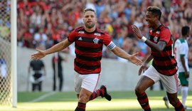 Com golaço de bicicleta de Diego, Flamengo goleia a Cabofriense