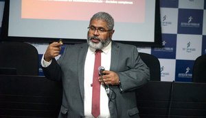 Revista do STF convida professor de Alagoas para Conselho Editorial