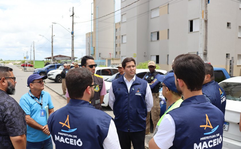 Convívio Social notifica comércios irregulares no Benedito Bentes
