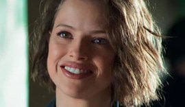 Atriz Agatha Moreira comemora sucesso da vilã Jô em A Dona do Pedaço